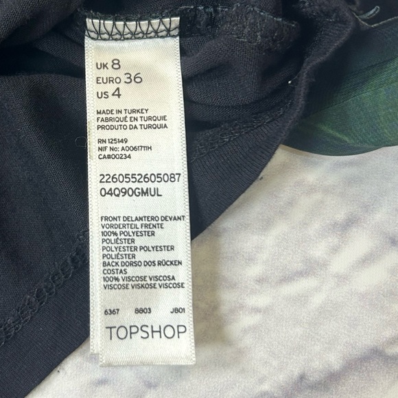 Topshop Black Floral Pleated Tank Top. Layering. Cropped. Fall Transition. - Picture 8 of 9